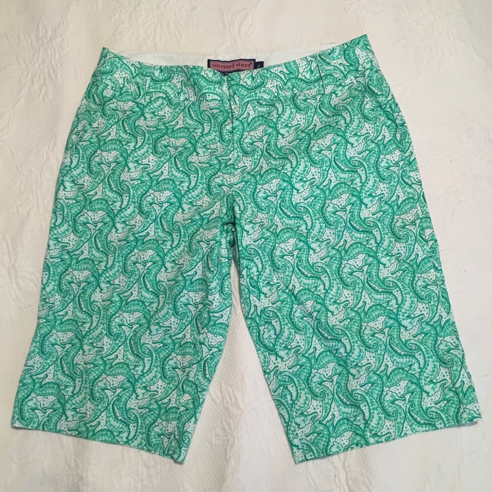 EUC Vineyard Vines Bermuda Shorts Size 0